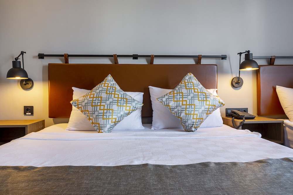 Ramira Joy Hotel 13/40