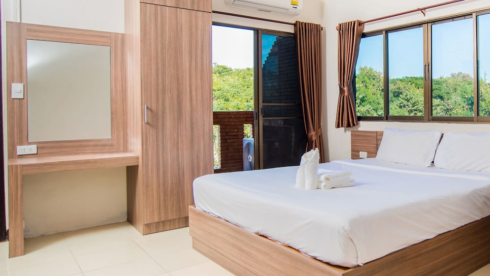 B2 Airport Boutique & Budget Hotel 28/39