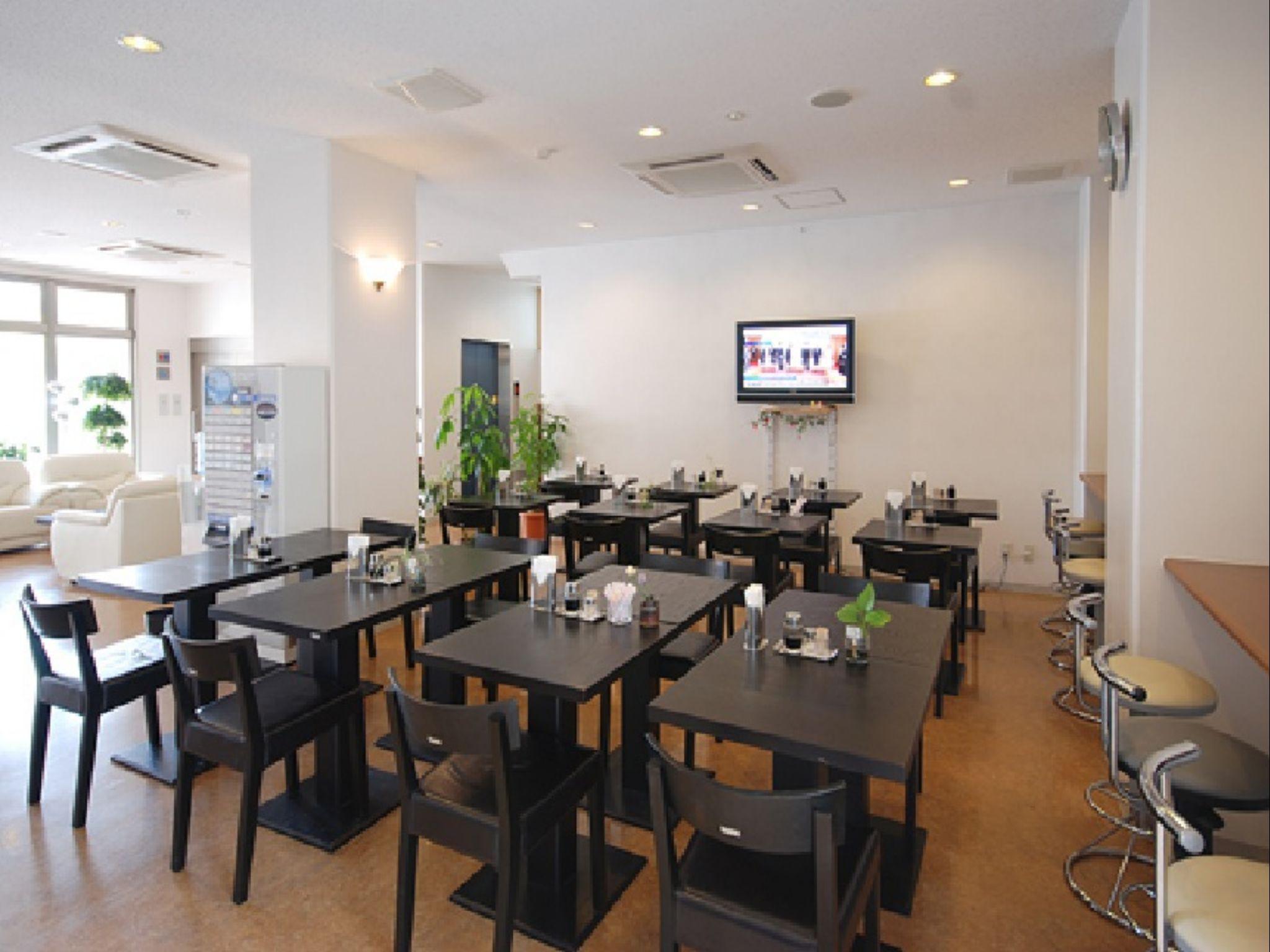 New Station Hotel Premier 19/24