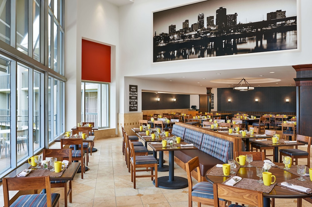 FOUR POINTS BY SHERATON LITTLE ROCK MIDTOWN 31/42