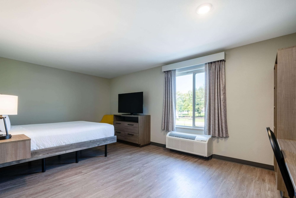 ECHO Suites Extended Stay by Wyndham Nashville/ Gallatin 39/69