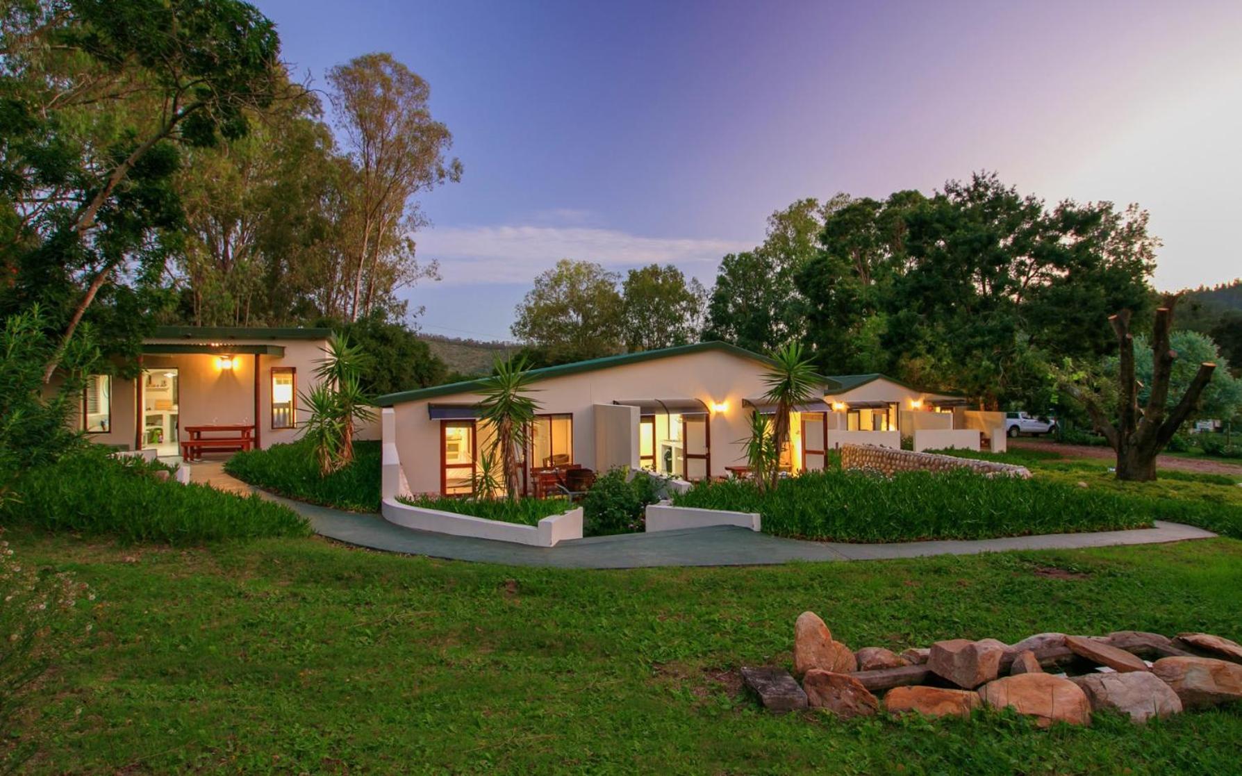Eastbrook River Lodge 35/50