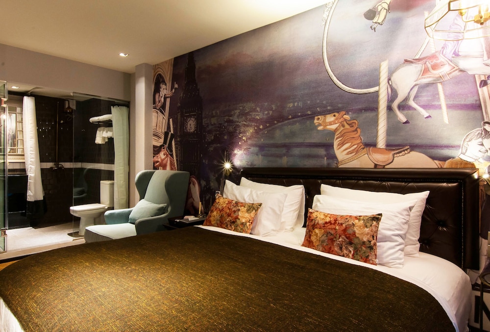 PLAYHAUS THONGLOR HOTEL BANGKOK 22/24