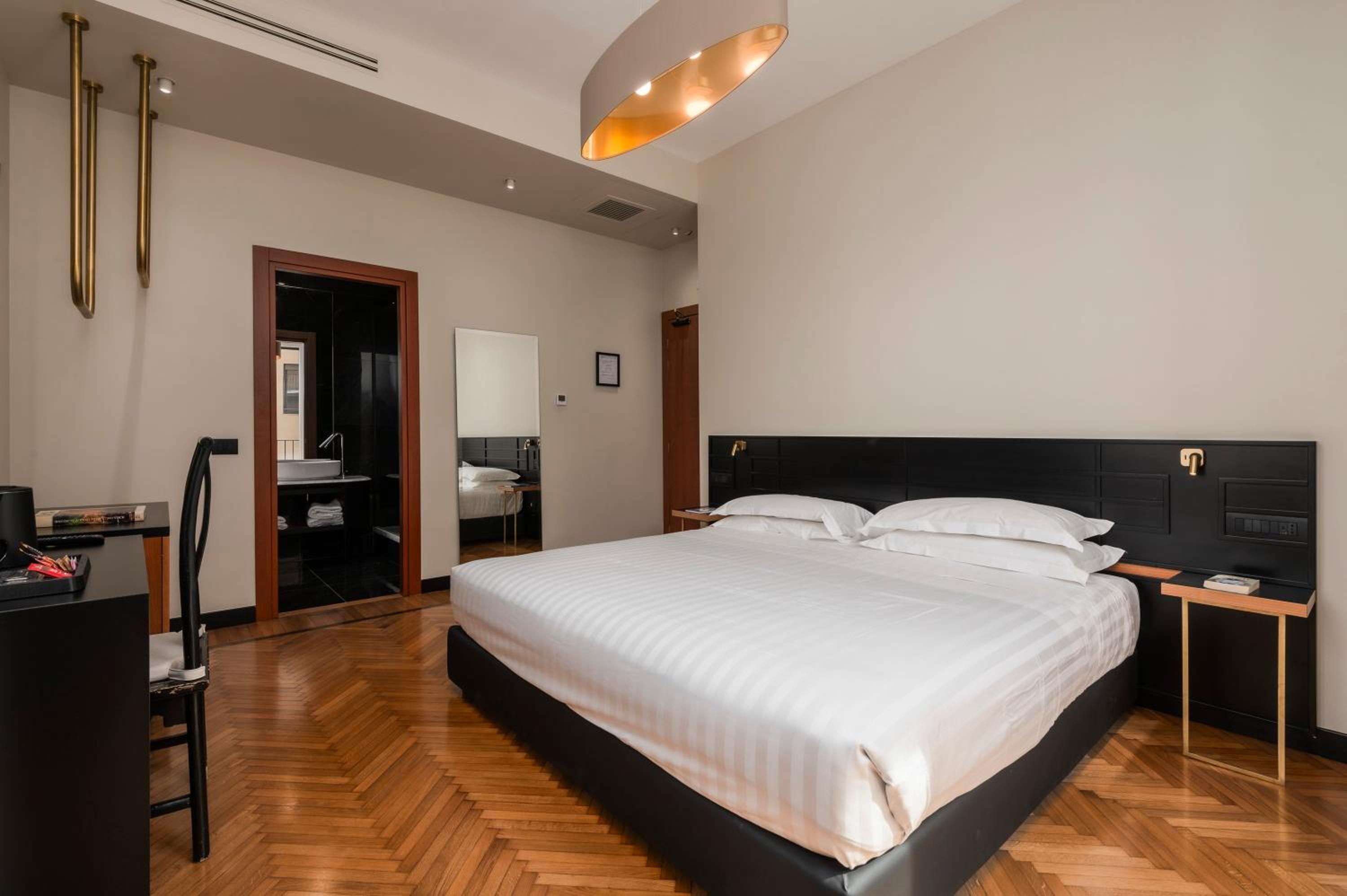 Hotel Valeri 6/50