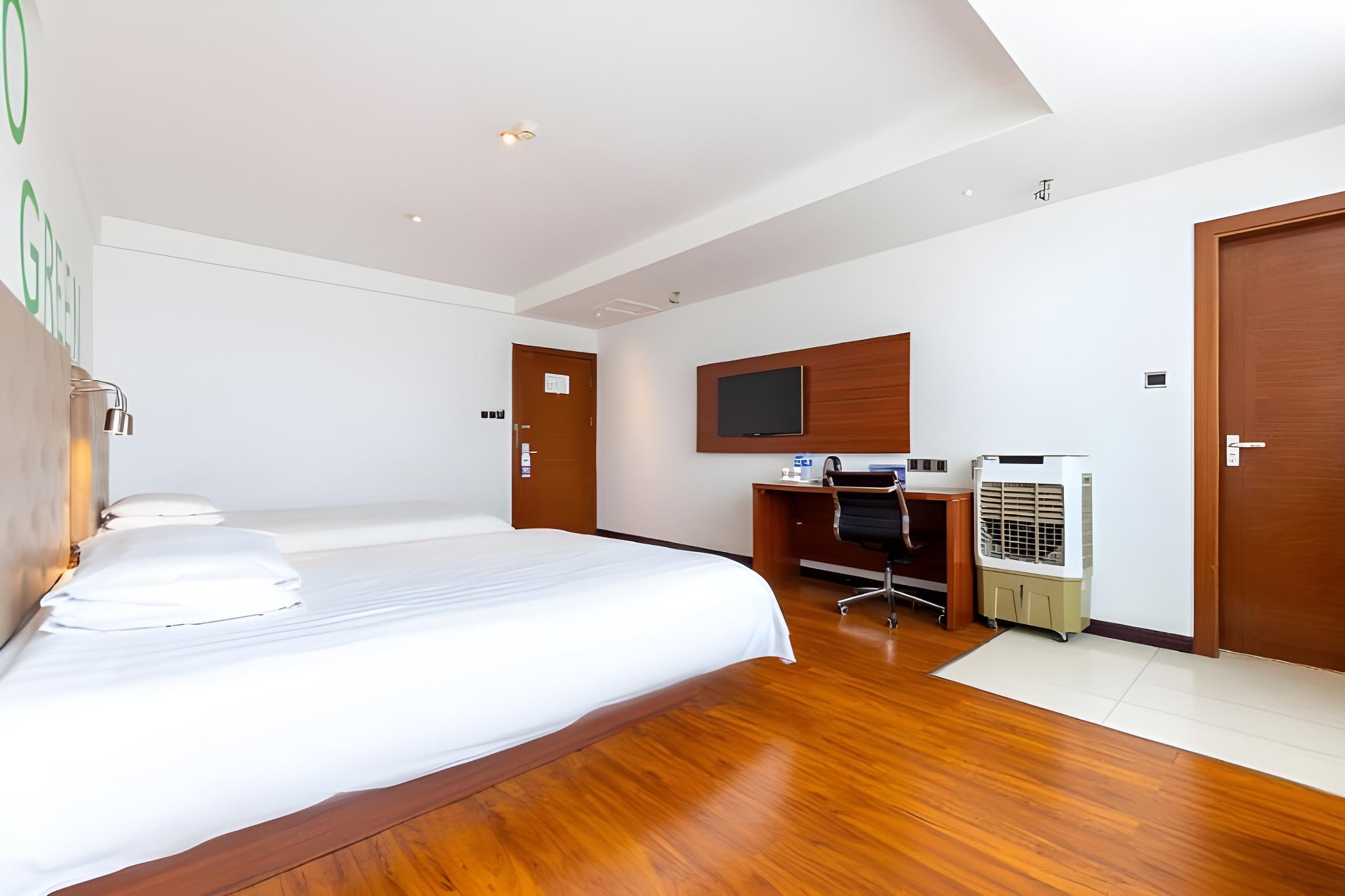 Yitel Hotel (Xining West Street Wangfujing) 21/59