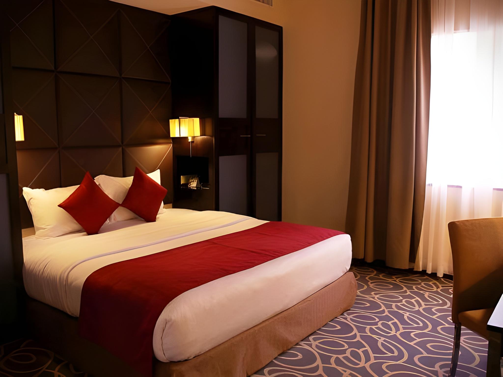 1 BEDROOM, DELUXE, SUITE, APARTMENT