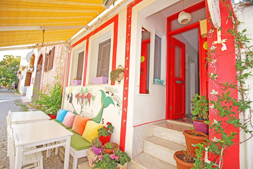 Stafilia Hotel - Adults Only 2/31