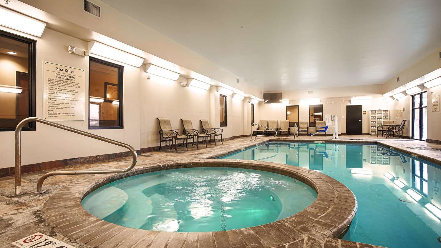 BEST WESTERN PLUS DeSoto Inn & Suites 7/15