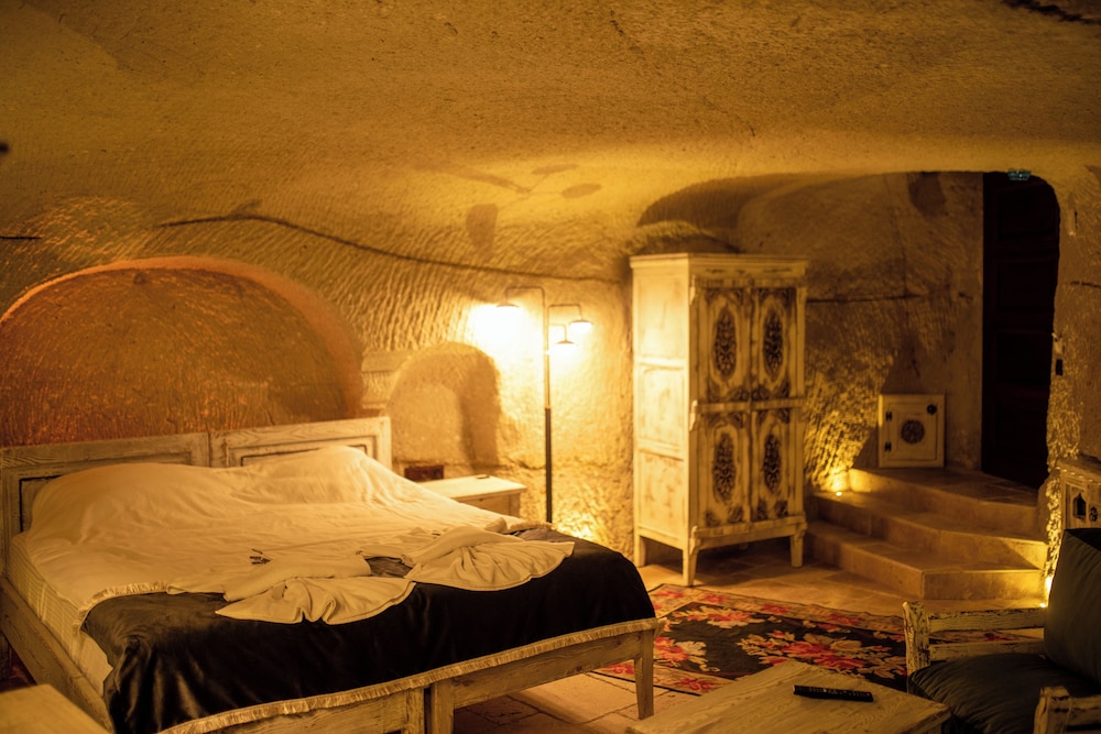Pome Granate Cave Hotel 5/20
