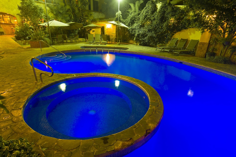 Adventure Inn 47/74
