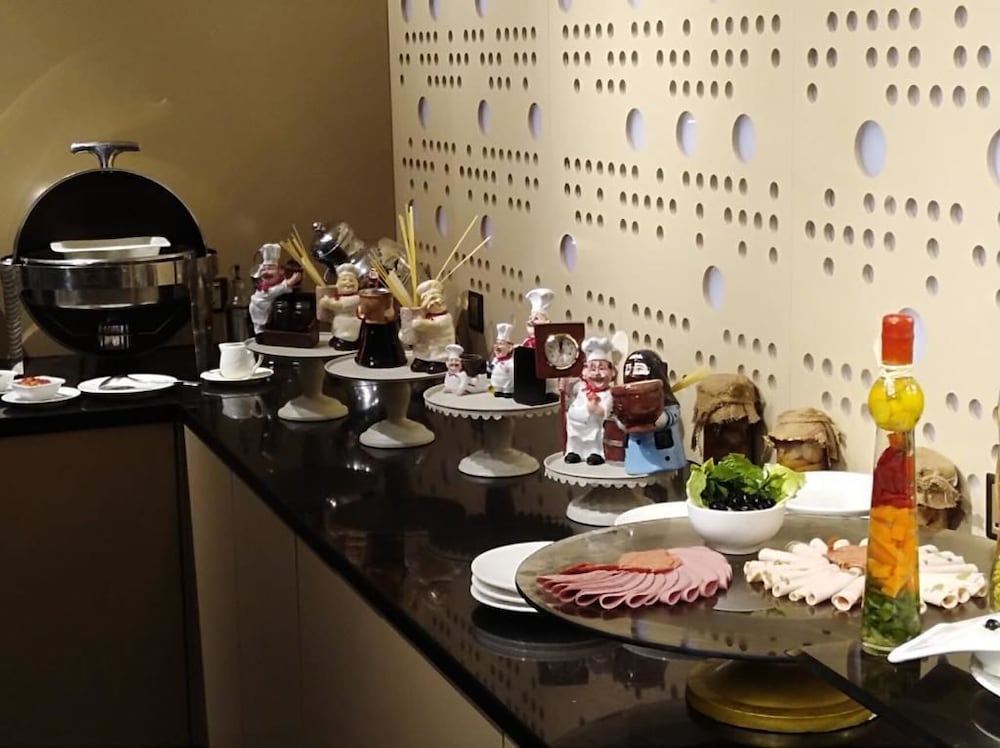 فندق لامار الغرب(Western Lamar Hotel) 11/25