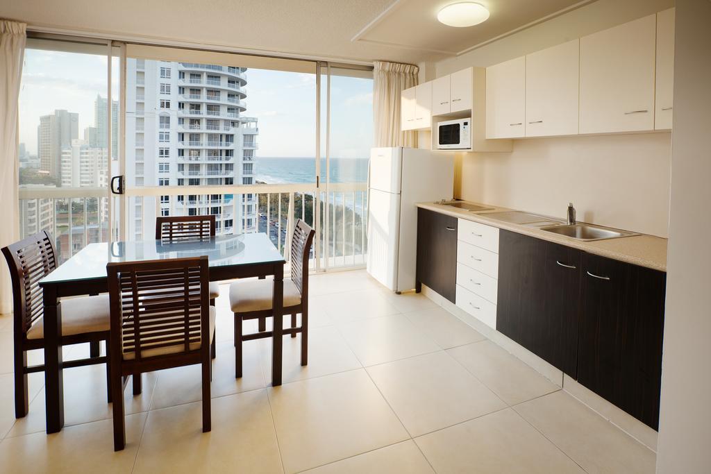 Chateau Beachside 23/30