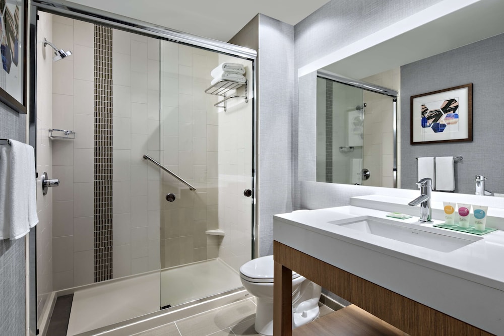 Hyatt Place Grand Rapids Downtown 52/54