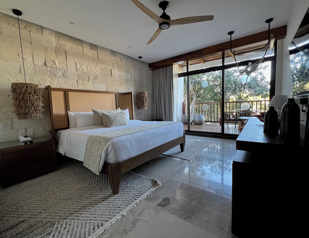 Hotel Mundo Maya 28/50