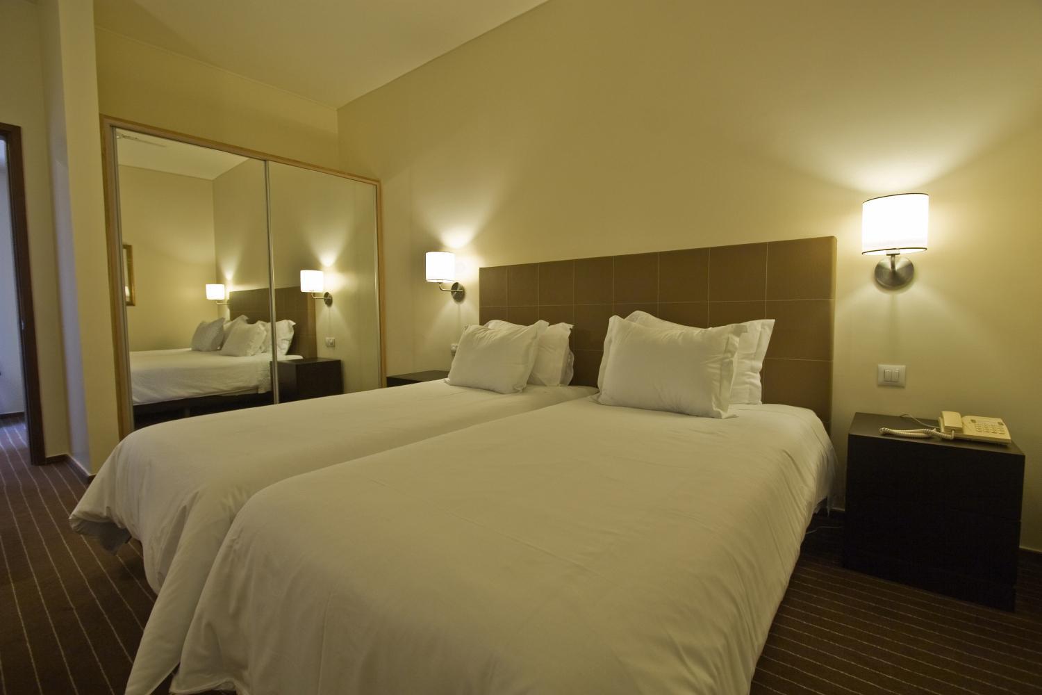 Executive, Suite
