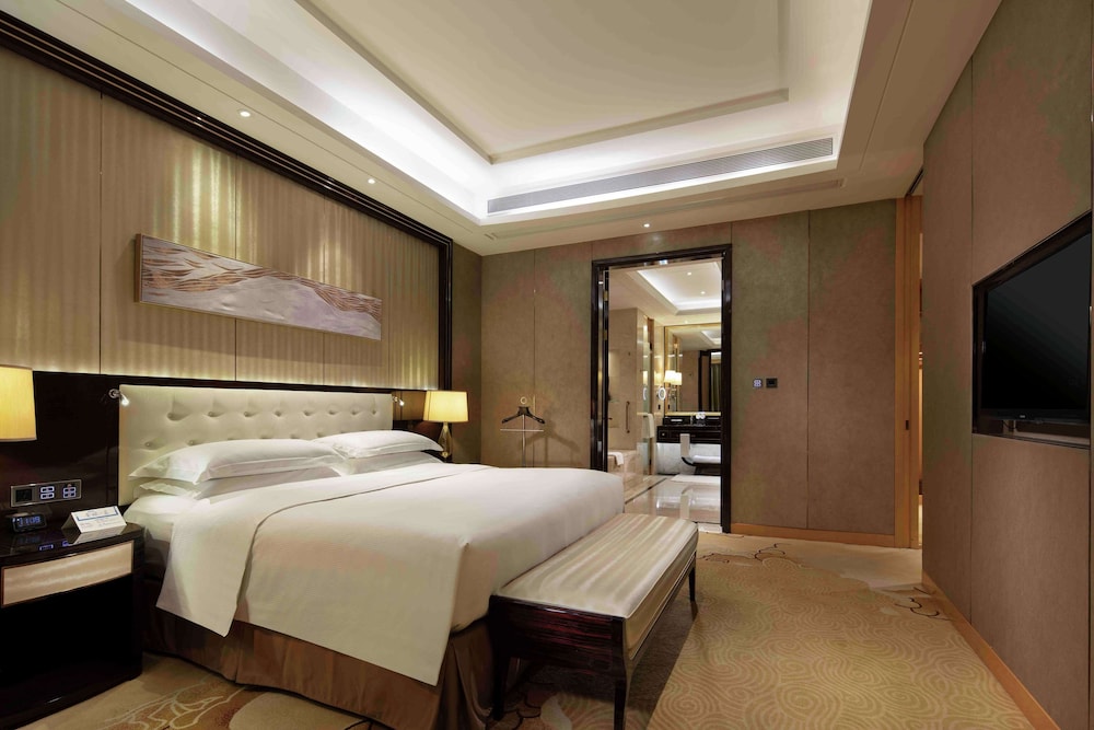 Hilton Zhengzhou 22/75