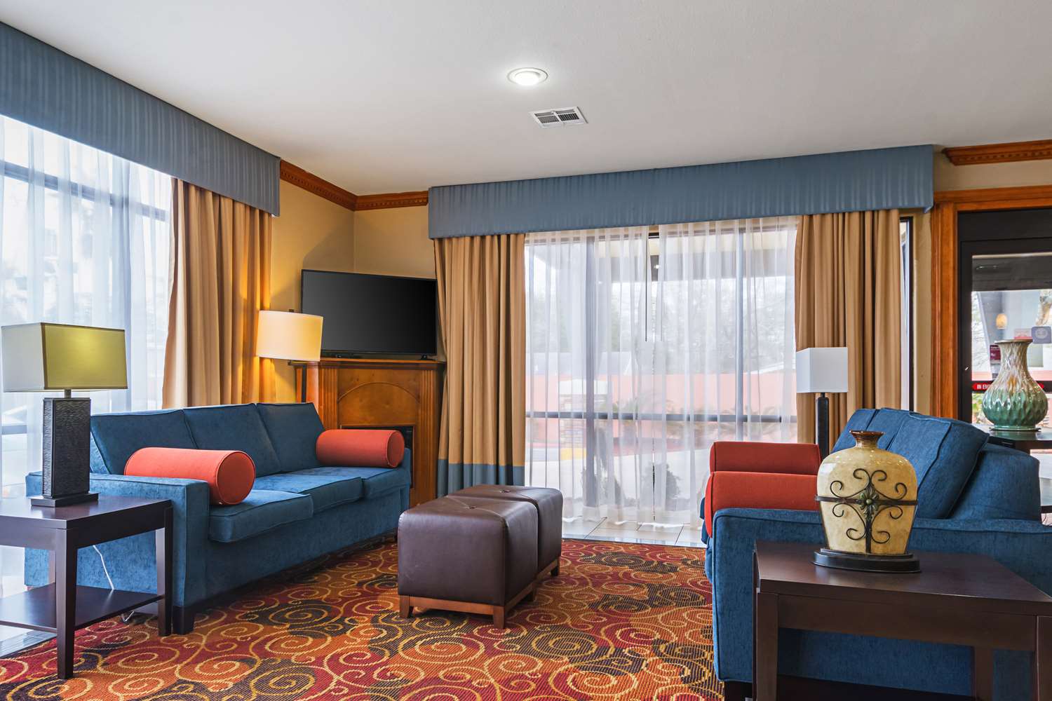Comfort Suites Lake Charles 29/48