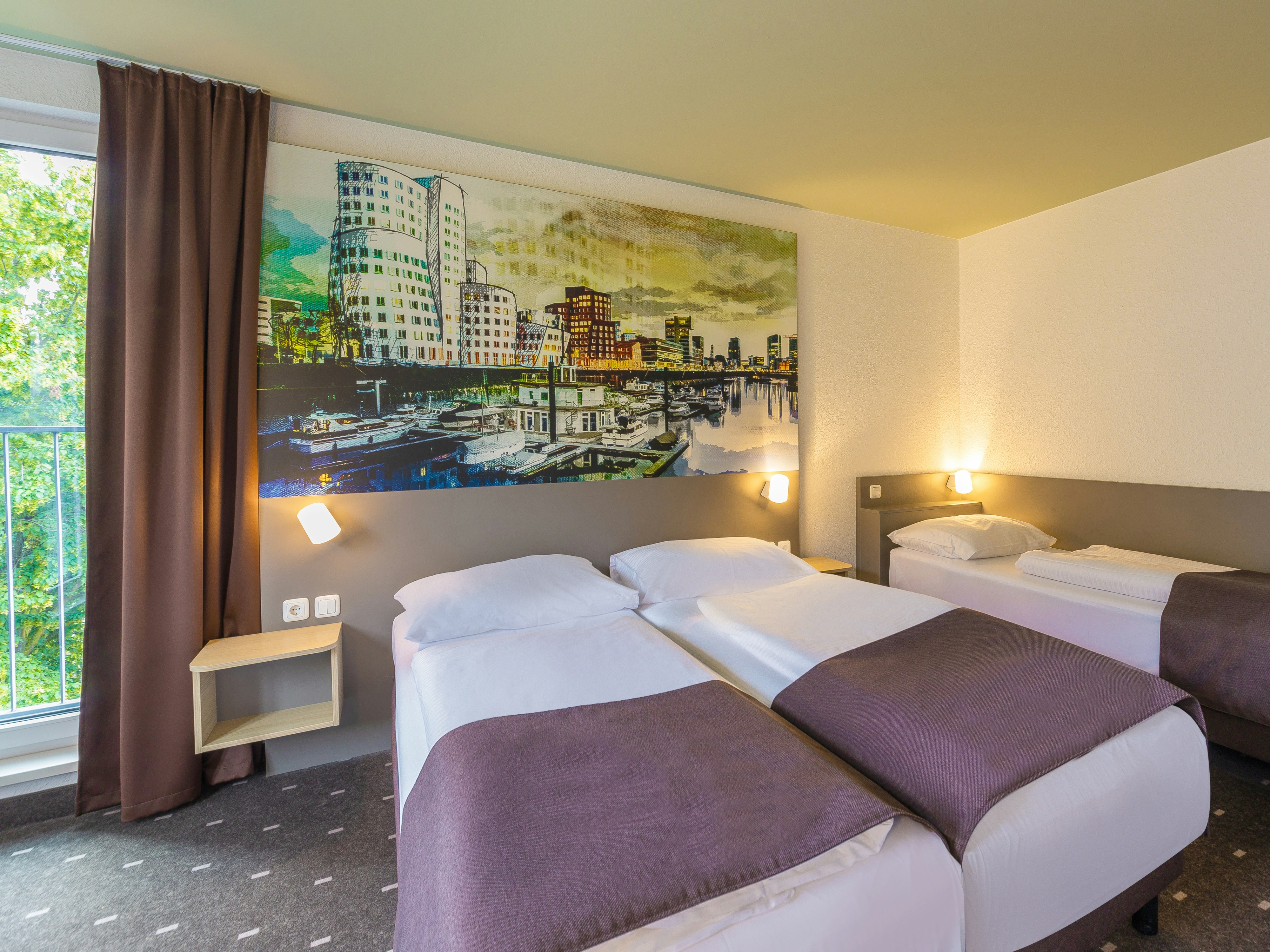 B&B Hotel Dusseldorf-City-Sued 23/49