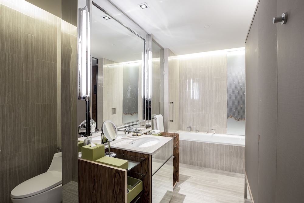 Hyatt Regency Bangkok Sukhumvit 75/76