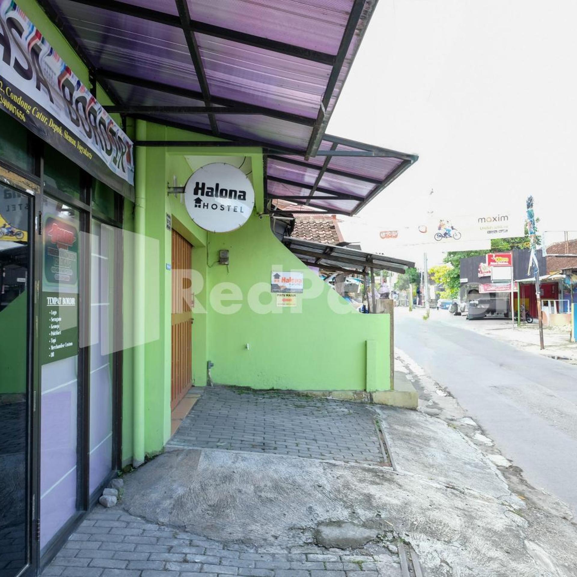 OYO 3707 Halona Guesthouse 4/50