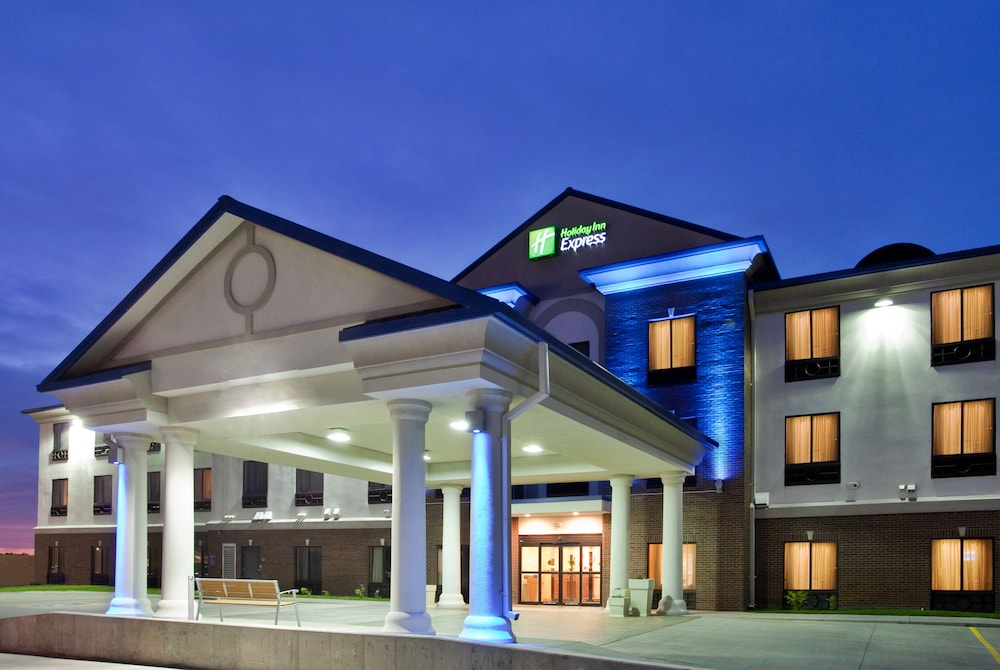 Holiday Inn Express Hotel Suites Mcpherson 1/64