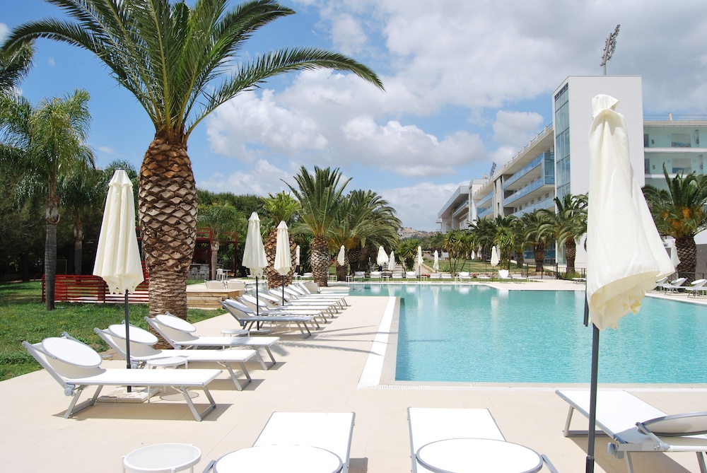 Eureka Palace Hotel Spa Resort 58/62