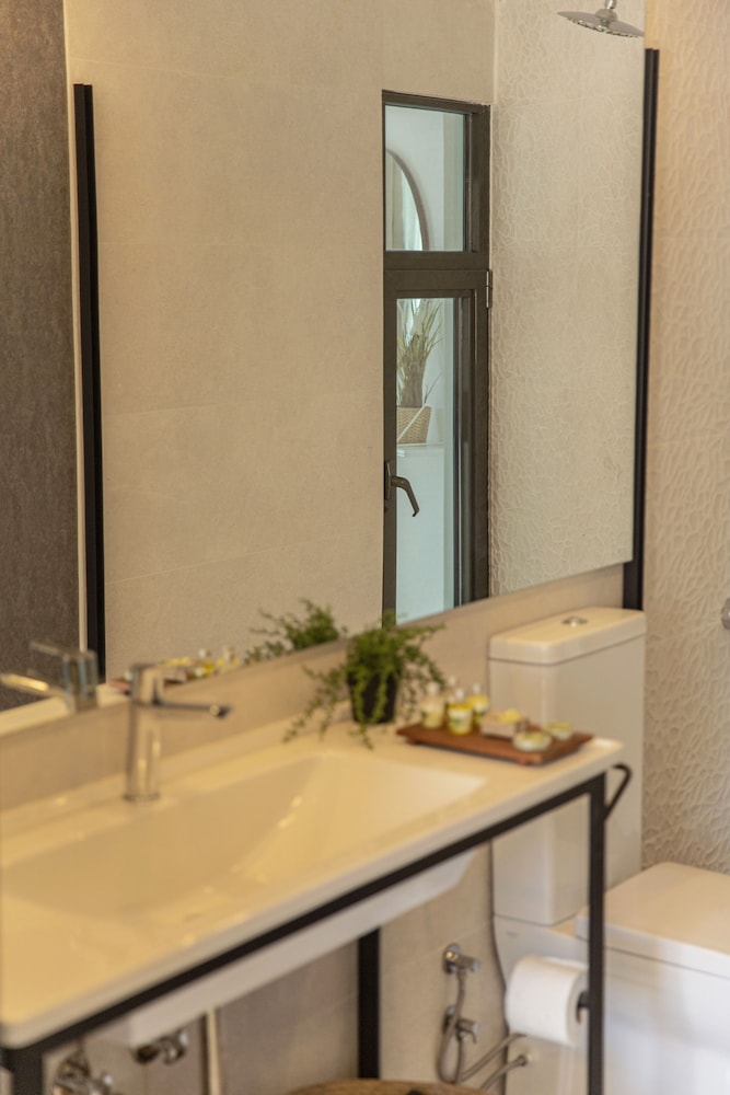 Payava Hotel by True Blue 61/61
