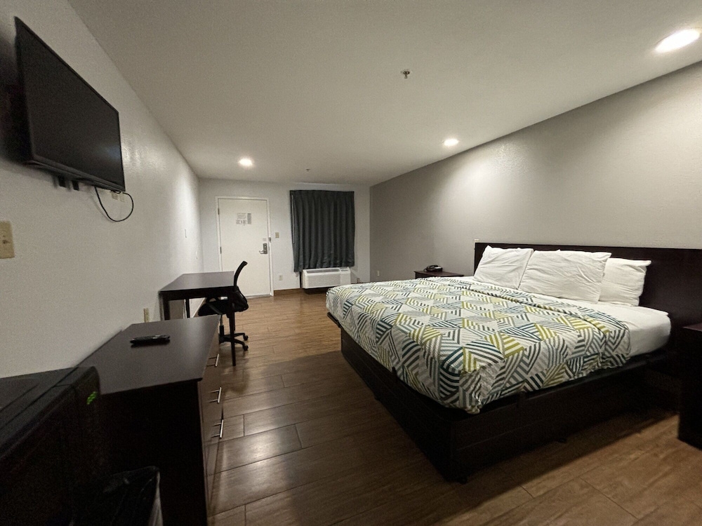 Motel6 Denham Springs, LA 18/50