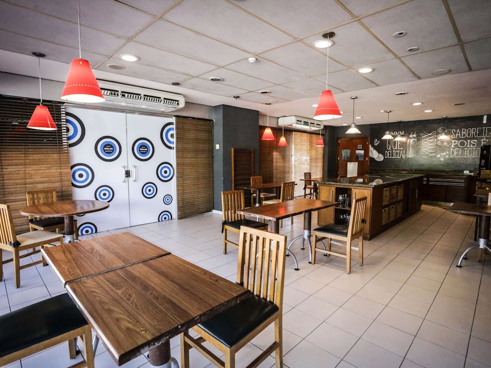 Ibis Teresina 34/44