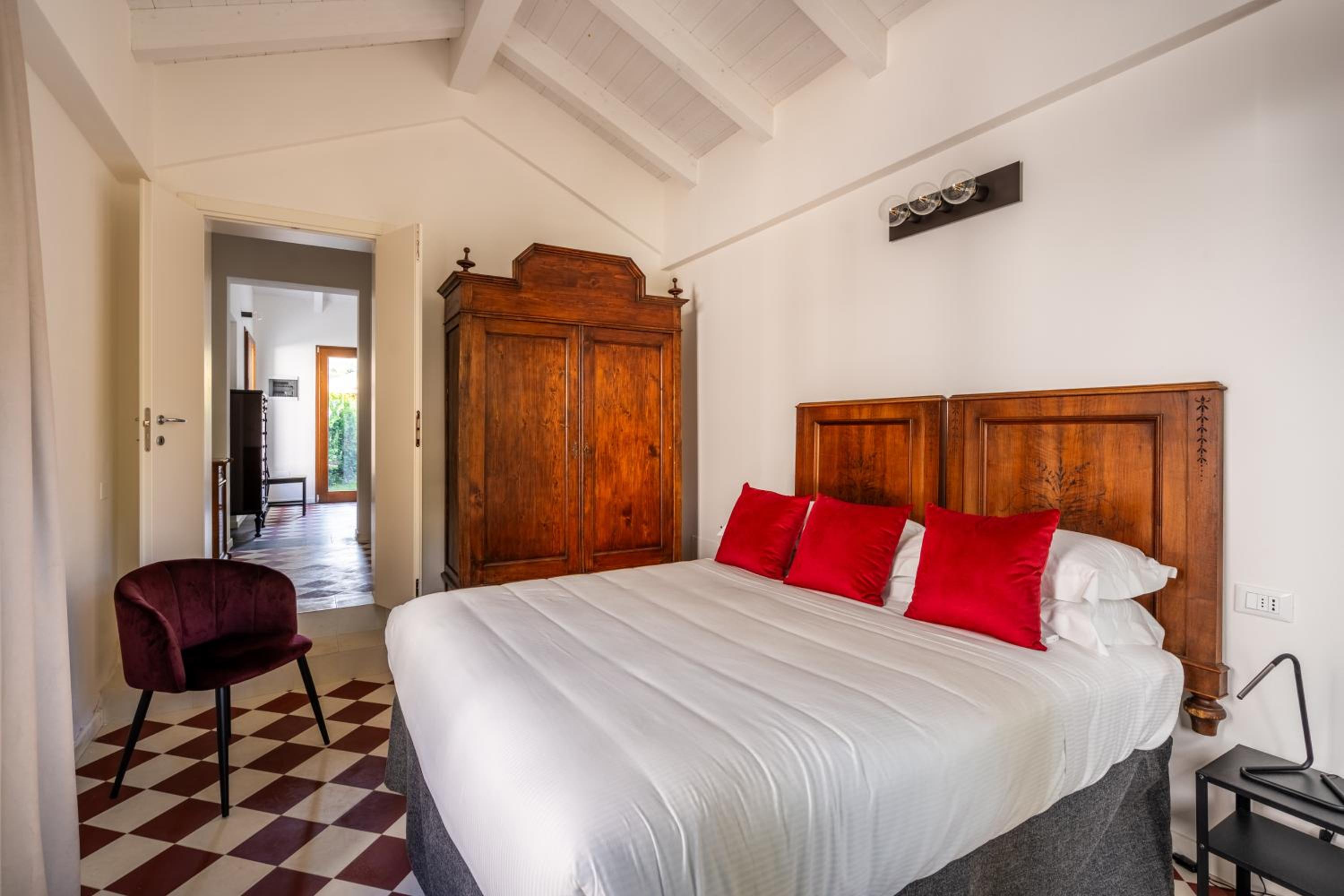 شقة سوبيريور، Hotel Select Suites & Spa 4/10