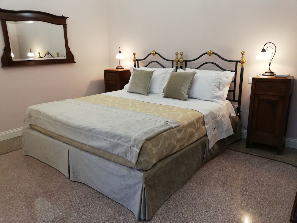 Relais Palazzo Vaglio 24/70