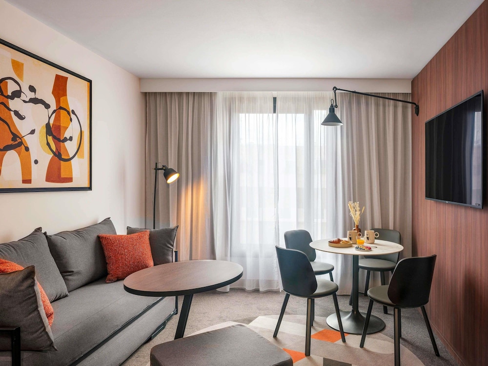 Novotel Paris Vaugirard Montparnasse 42/77