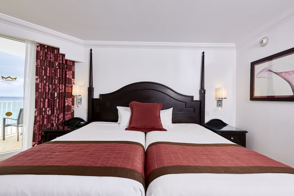 CONNECTING, JUNIOR SUITE, SUPERIOR, OCEAN VIEW