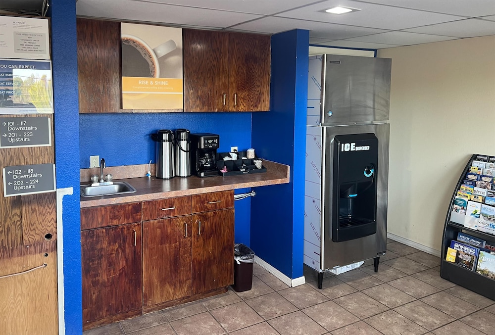 Motel6 Ozark, AR 6/24
