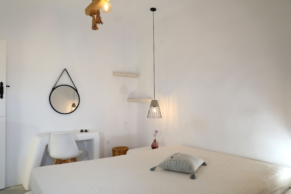 Irida Luxury Apartments 9/50