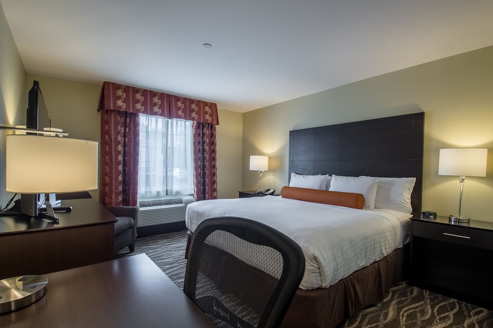 Cobblestone Inn & Suites - St. Mary S 16/57