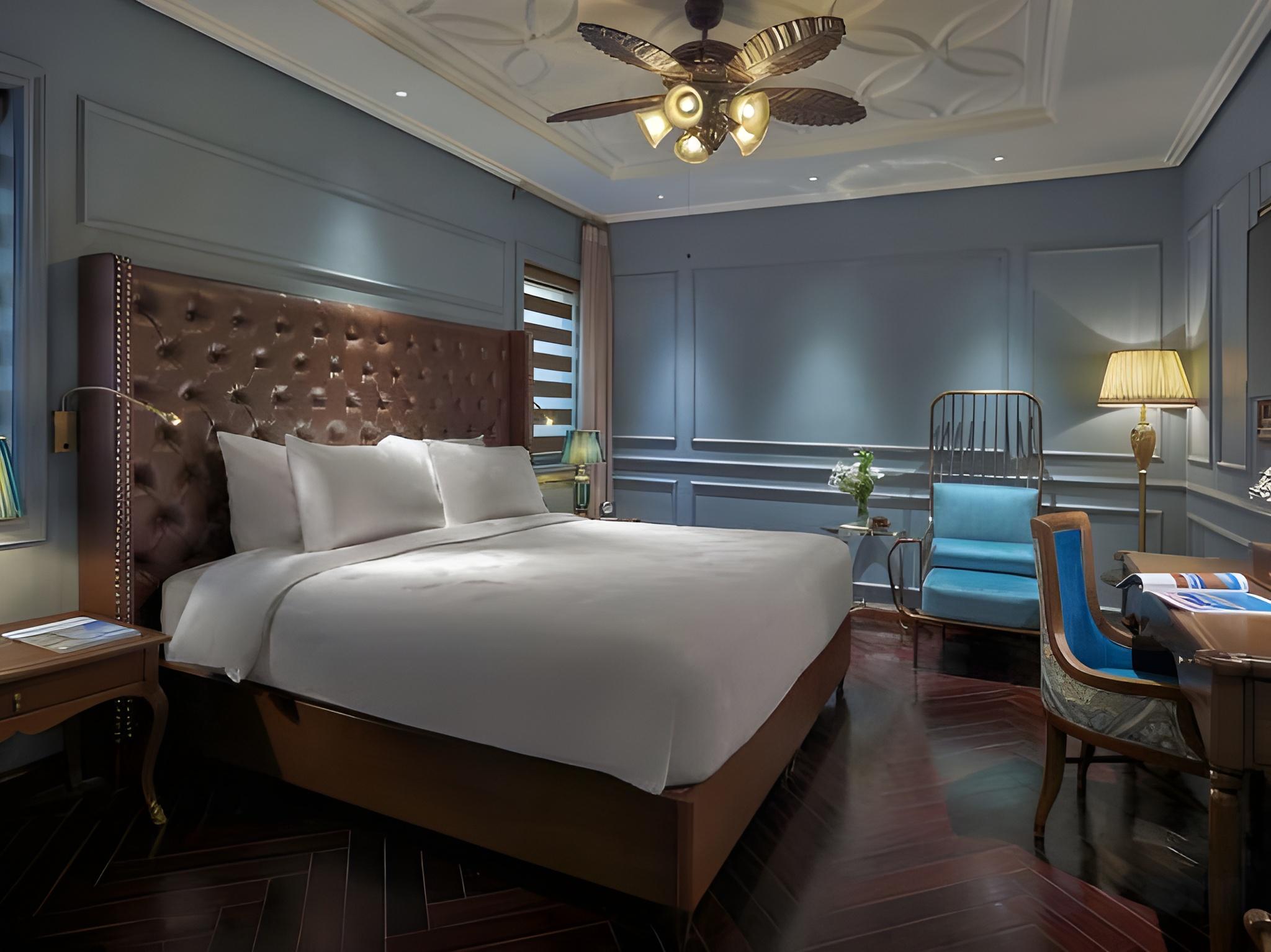 Chic, Deluxe, Double and Twin Beds