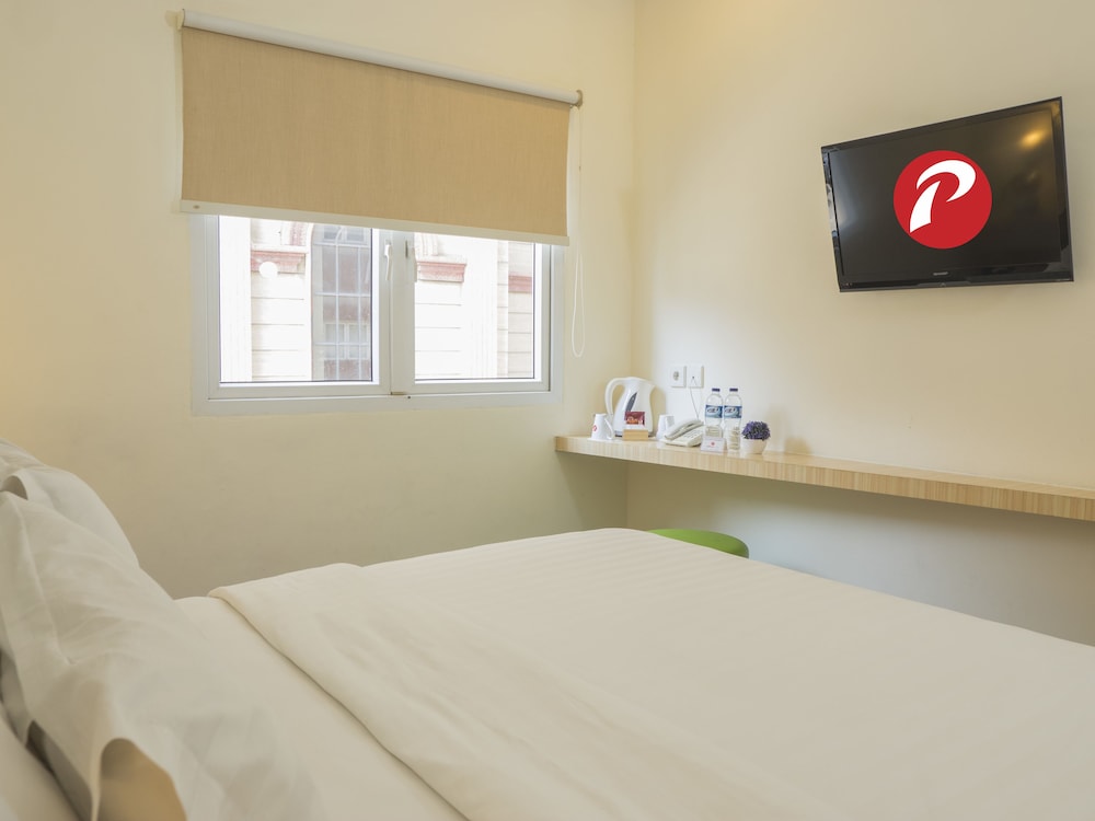 D Primahotel Wtc Mangga Dua 8/23