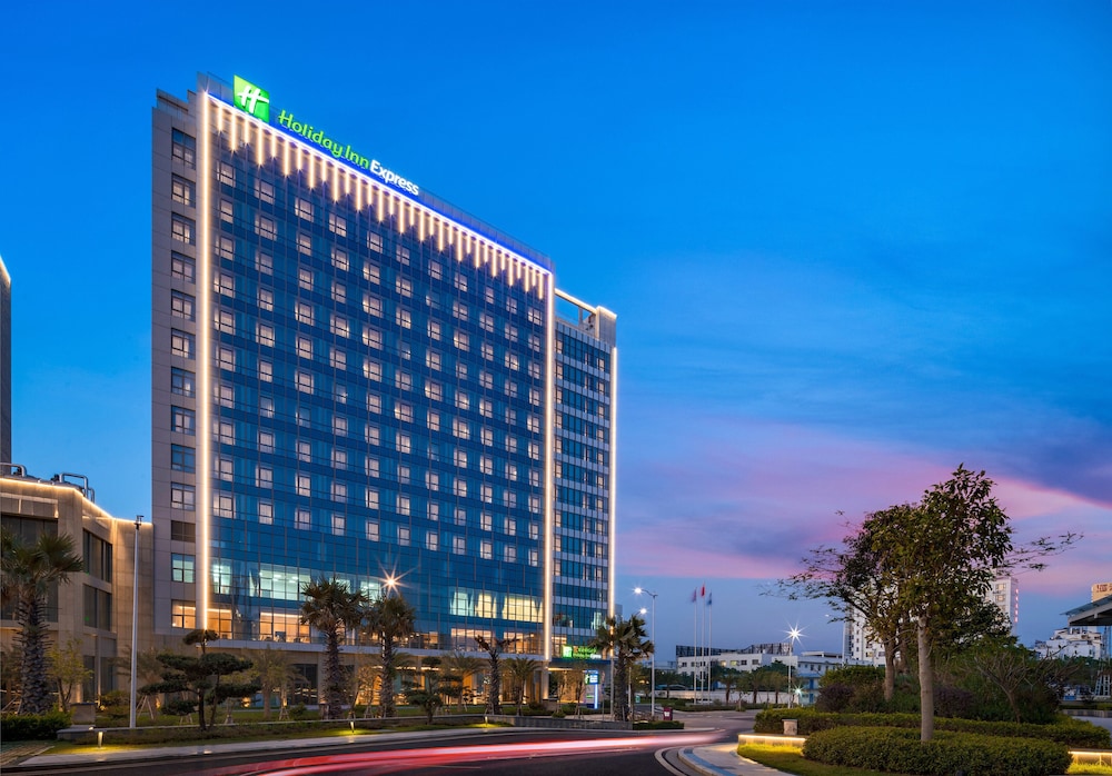 HOLIDAY INN EXPRESS Beihai Silver Beach 1/61