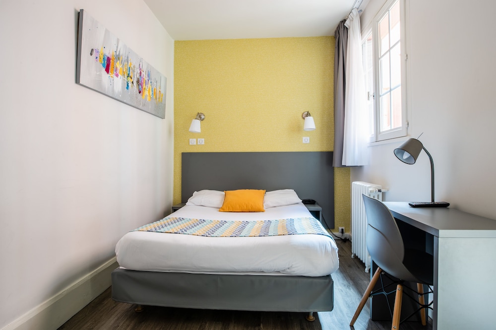 STANDARD, DOUBLE BED