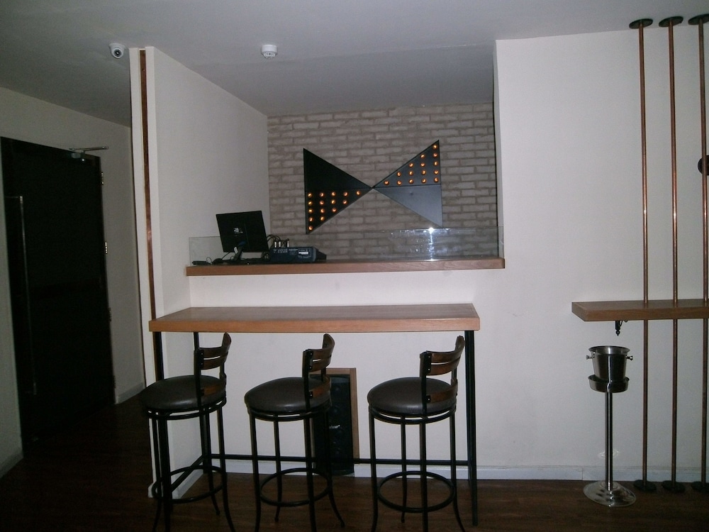 THE CONROY BOUTIQUE HOTEL 29/38