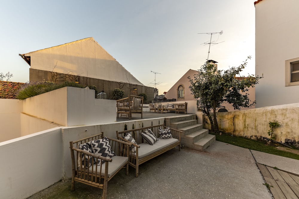 SAPIENTIA BOUTIQUE HOTEL 44/73