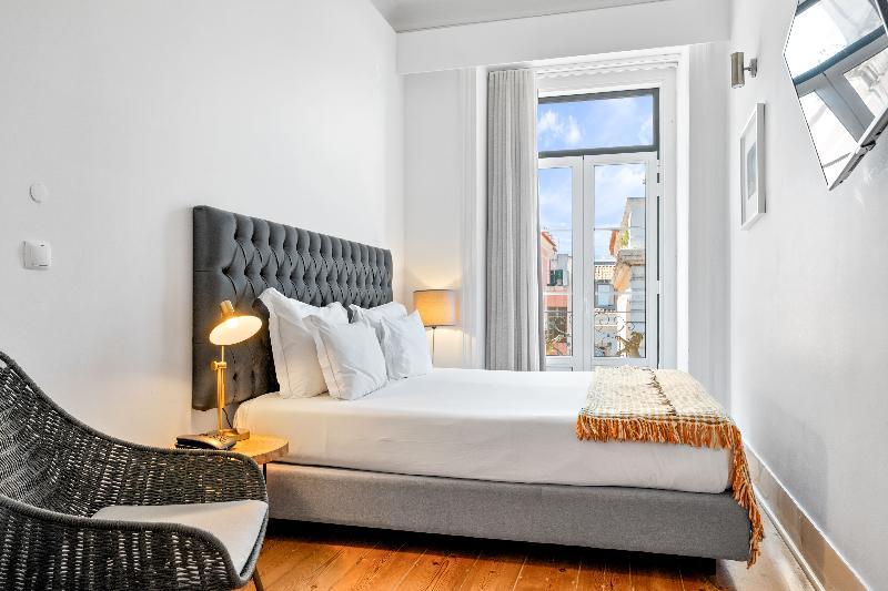 Standard, Double or Twin Bed