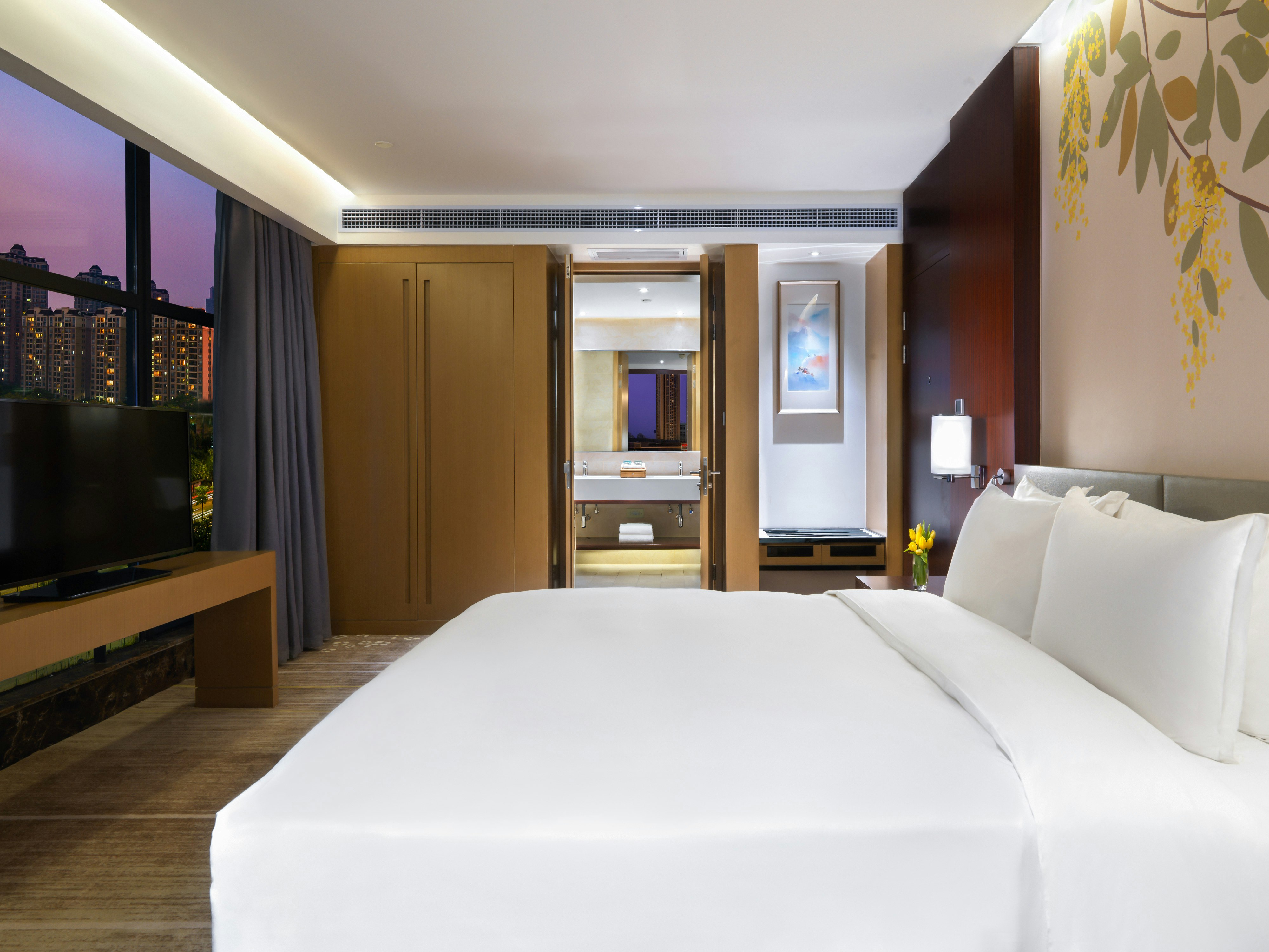 1 Bedroom, Suite, King Bed
