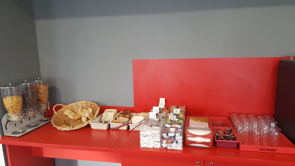 Hotel F1 Cergy Pontoise 33/49