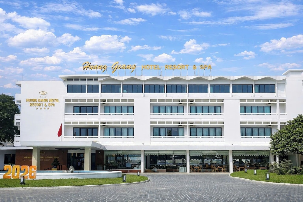 Huong Giang Hotel 4/77