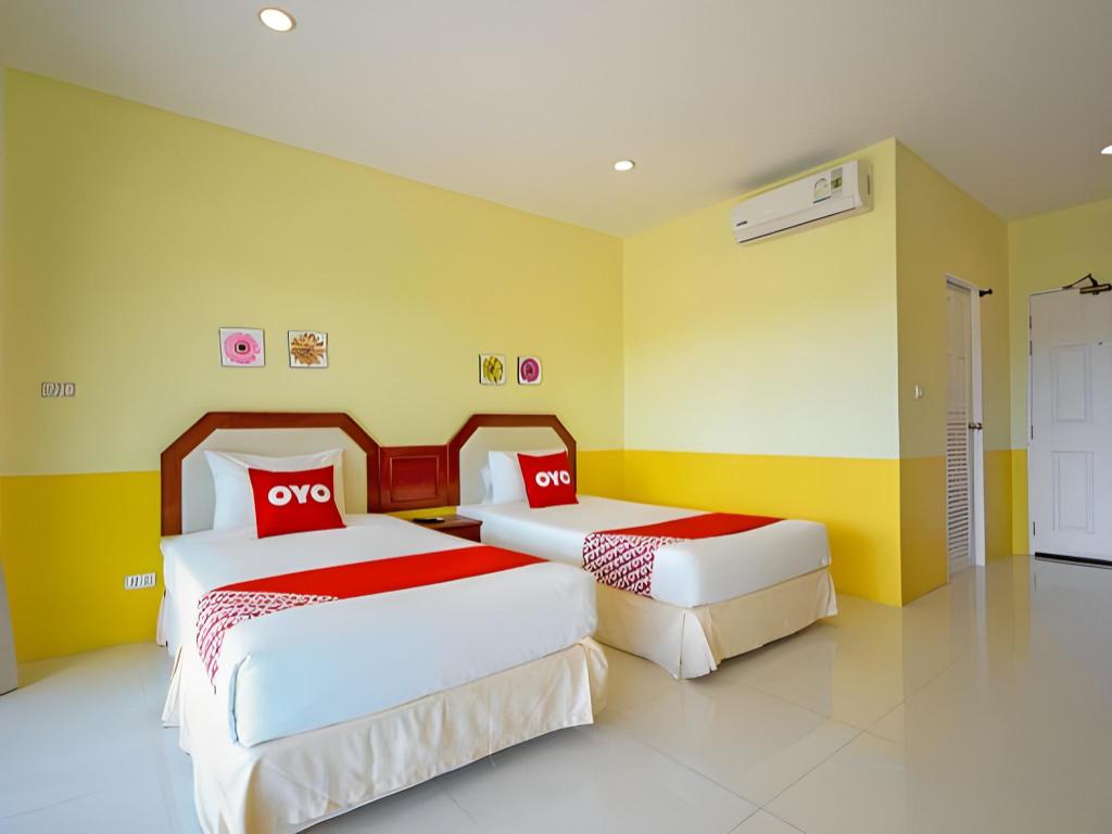 Deluxe, Twin Beds