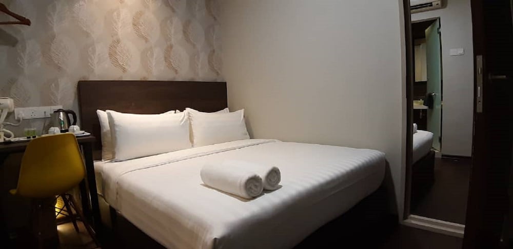 Miico Hotel Mount Austin 13/58