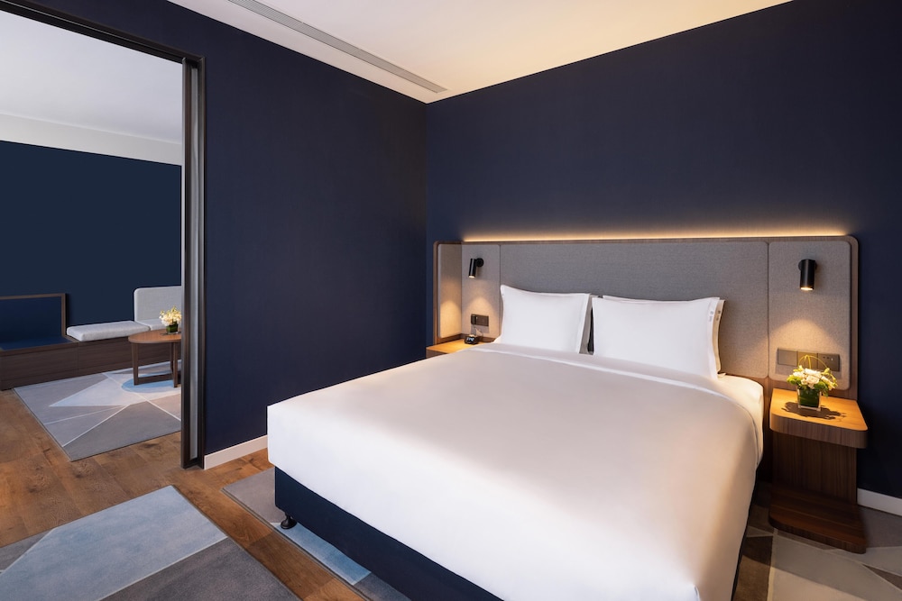 Holiday Inn Express Qingdao Jinshui 17/49