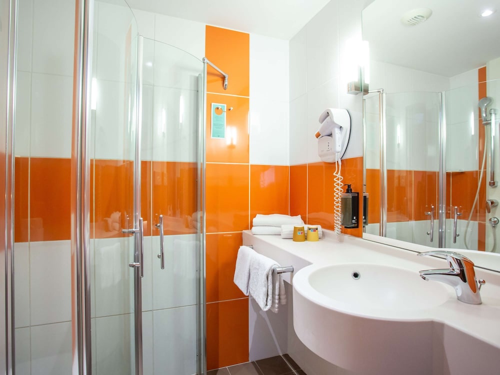 Ibis Styles Bourges 48/48